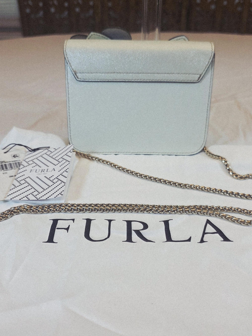 Furla x Hello Kitty Metropolis Mini Leather Crossbody Bag White Blue. Dust Bag - Picture 8 of 9
